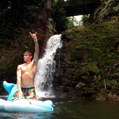 Profile Picture of Jay McQuaid (@jaysunami) on Twitter