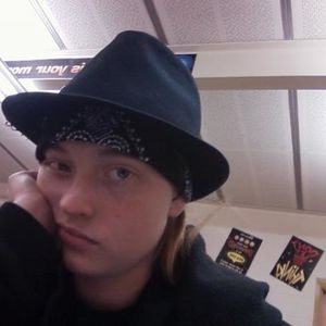 Profile Picture of Amanda Ladner (@ilovemypuppy247) on Myspace