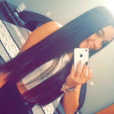 Profile Picture of Lara Dias (@laradias255) on Twitter