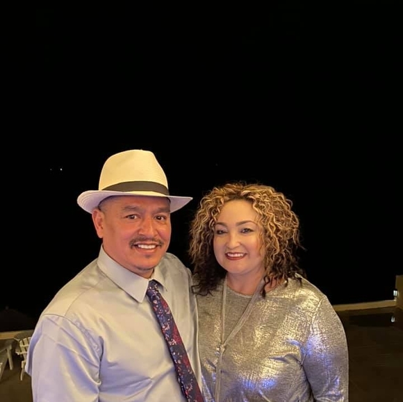 Profile Picture of Art Loredo (@aloredo1970) on Poshmark