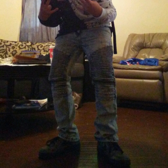 Profile Picture of Kelvin Holmon (@kingkelvin23) on Poshmark