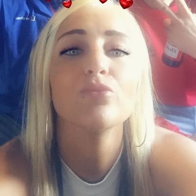 Profile Picture of Jodie Duffy (@jodieD04) on Twitter