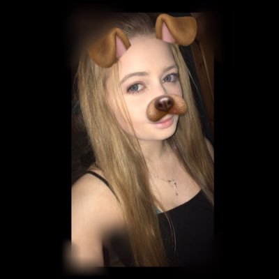 Profile Picture of Ella Curry (@EllaCurryxx) on Twitter