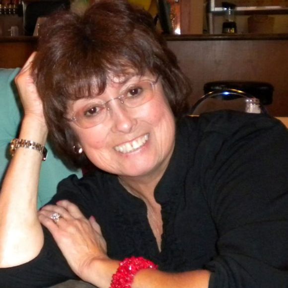 Profile Picture of Sharon Wendler (@swendler) on Poshmark