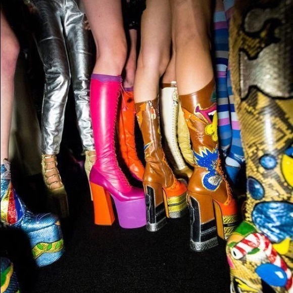 Profile Picture of Lido F (@lidobidee) on Poshmark