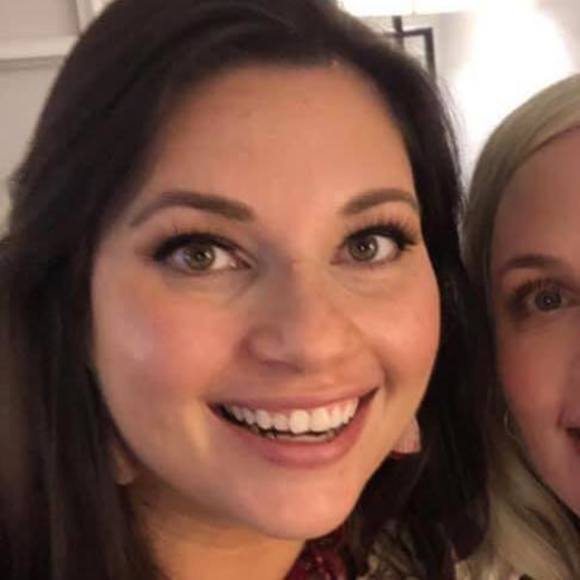 Profile Picture of Christina Impellizeri (@christina0019) on Poshmark