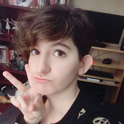 Profile Picture of Laura Marchand (@Marchand_L) on Twitter
