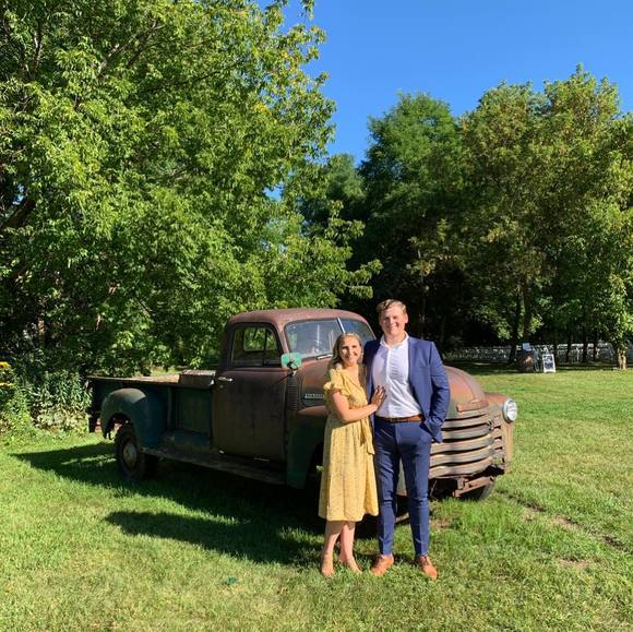 Profile Picture of Stefanie Jacobson (@sjac0bs0n) on Poshmark