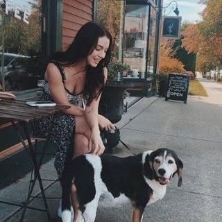 Profile Picture of _irisbennett (@_irisbennett) on Instagram