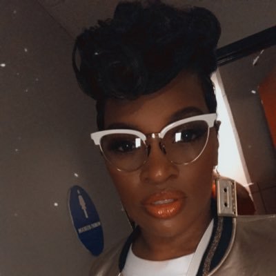 Profile Picture of Alicia Michelle (@ALICIALUVS_MKUP) on Twitter