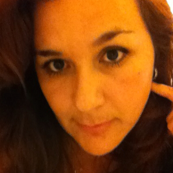 Profile Picture of Lorena Salinas (@miomich) on Poshmark