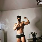 Profile Picture of 𝐓𝐡𝐞 𝐖𝐞𝐝𝐝𝐢𝐧𝐠 𝐏𝐥𝐚𝐧𝐧𝐞𝐫 ❁ (@joel_lennon4) on Instagram