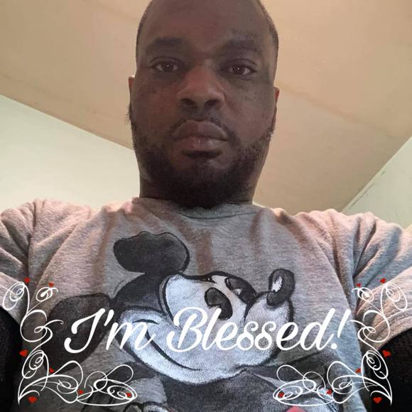 Profile Picture of Antonio Foreman (@antonio_foreman) on Poshmark