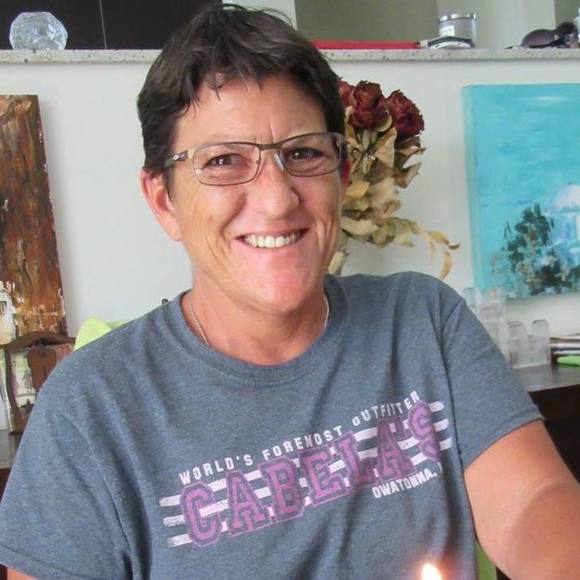 Profile Picture of Karen Droessler (@nmn37) on Poshmark