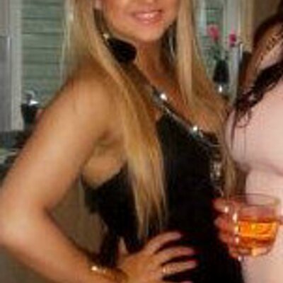 Profile Picture of Amber Shearer (@ambershearer_x) on Twitter