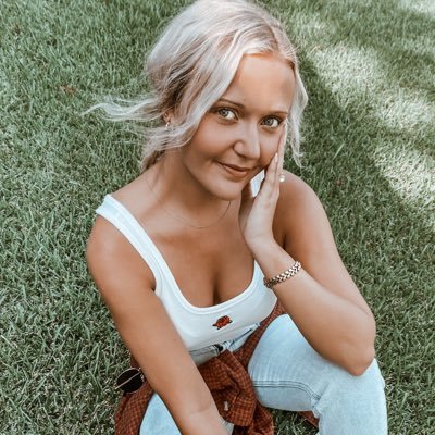 Profile Picture of Anna Black ⭐️ (@annablack97) on Twitter