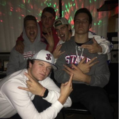 Profile Picture of Luke Heller (@LukeHeller1) on Twitter