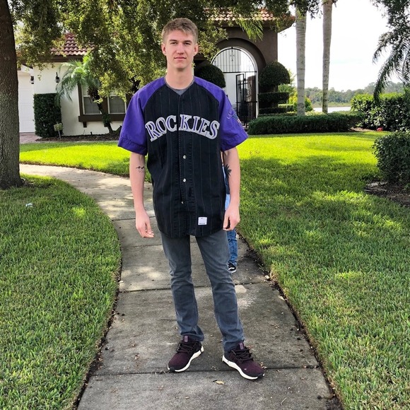 Profile Picture of Jack Towsley (@jacktowsley) on Poshmark