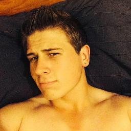 Profile Picture of Darren William Pye (@Autumn_Maulz) on Twitter