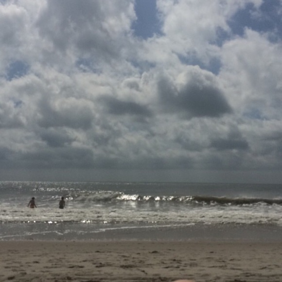 Profile Picture of Ally Lafey (@al7919) on Poshmark