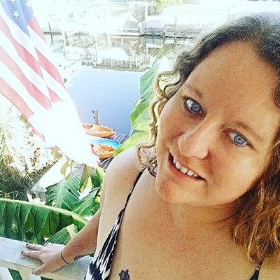 Profile Picture of Eva Mckenzie (@evamomck) on Twitter