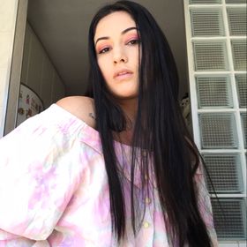 Profile Picture of laura basilio (@laurabbasilio) on Pinterest