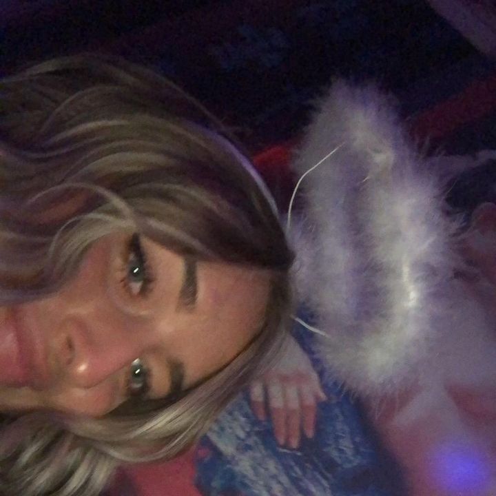 Profile Picture of meredith (@meredur) on Tiktok