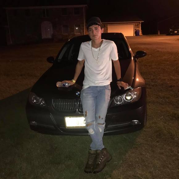 Profile Picture of Bryan estuardo Polanco erazo (@bryanpolanco) on Poshmark