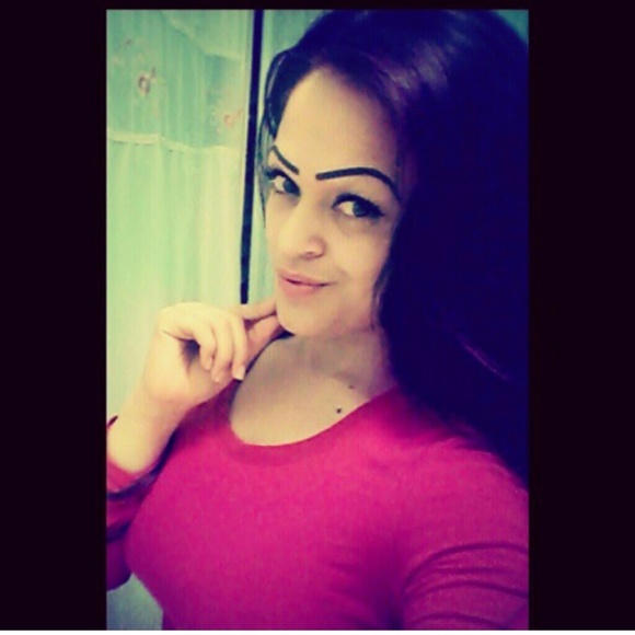 Profile Picture of Berenice Jimenez (@berrnice) on Poshmark