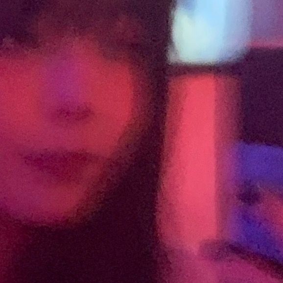 Profile Picture of iris (@irisllucero) on Tiktok