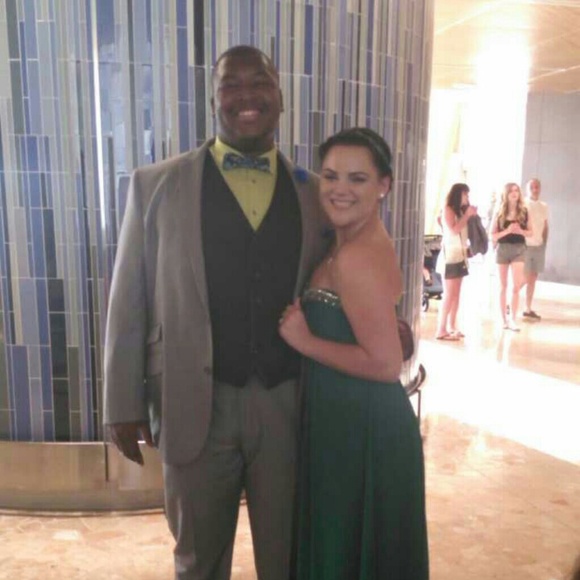 Profile Picture of Brianna Bateman (@banaday90) on Poshmark