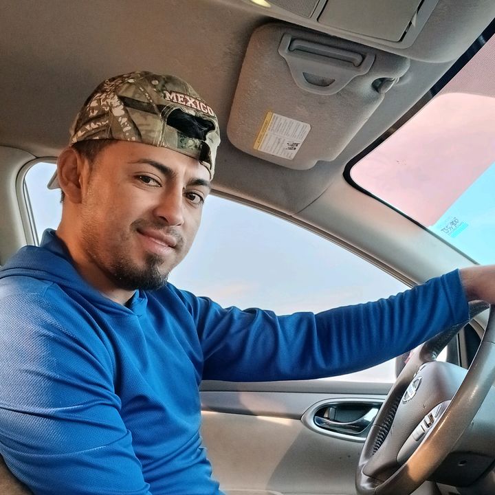 Profile Picture of Jason Cantarero (@jason.cantarero) on Tiktok