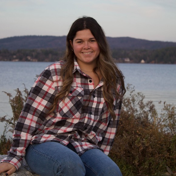 Profile Picture of Sonia Gauthier (@sosogauthier) on Poshmark