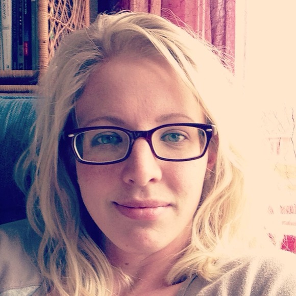 Profile Picture of Jessica Wedel (@jwedel) on Poshmark