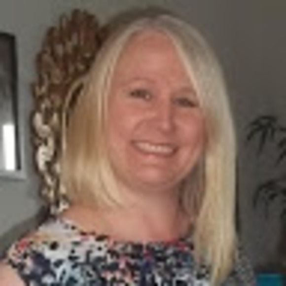 Profile Picture of Corena Longland (@upcyclegalaxie) on Poshmark