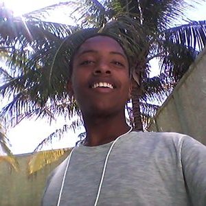 Profile Picture of Erri.biel (@RobertG23754817) on Twitter