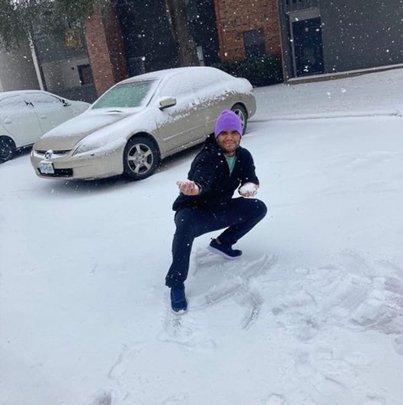 Profile Picture of Nelson Jimenez (@nelsonjimenez11) on Poshmark