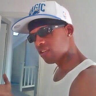 Profile Picture of AOG (@AndyGumbs) on Twitter