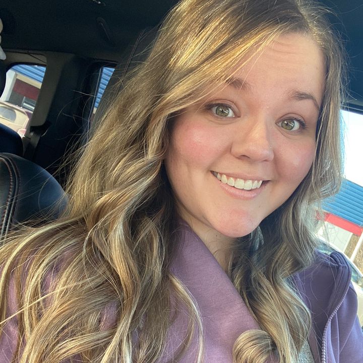 Profile Picture of Lea (@leacalhoun) on Tiktok