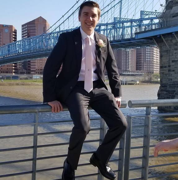 Profile Picture of Mark Broering (@markbroering1) on Poshmark
