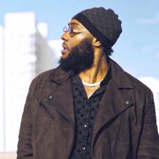 Profile Picture of Jonathan 