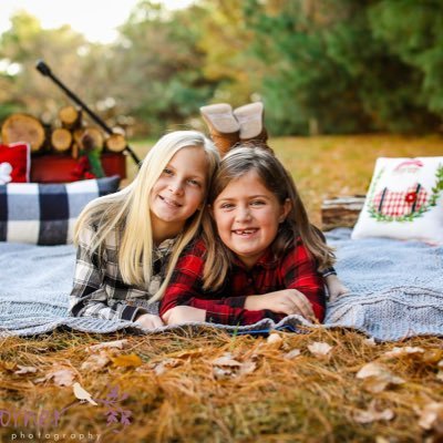 Profile Picture of Stacey (@StaceyMcAtee) on Twitter