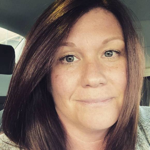 Profile Picture of Amanda Swanson-voller (@mvswanson) on Poshmark