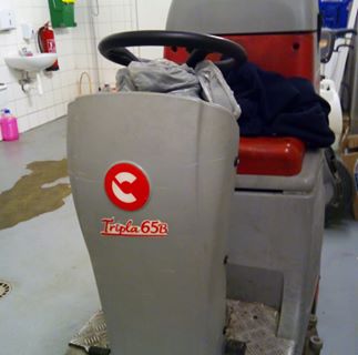 Profile Picture of Иван Шварц (@&) on Facebook