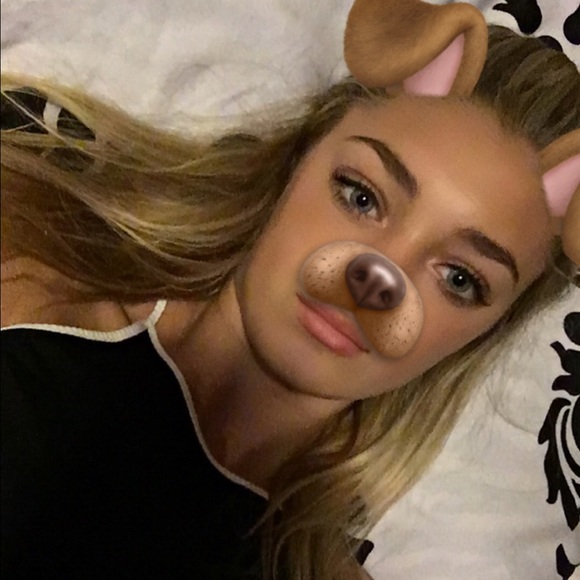 Profile Picture of Kaitlyn Woods (@babyk98) on Poshmark