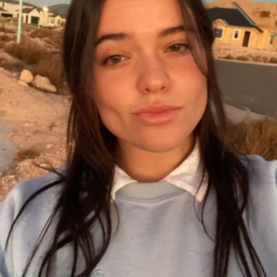 Profile Picture of Julia Duckworth (@duckworth_julia) on Twitter