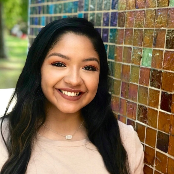 Profile Picture of Adriana Lucero (@_alucero) on Poshmark