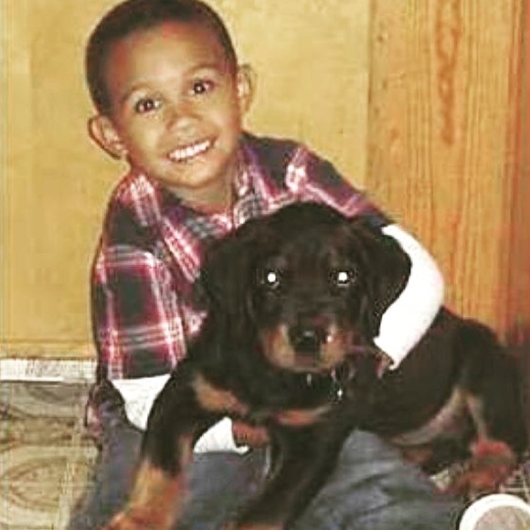 Profile Picture of Alex Gartman (@agartman647) on Poshmark