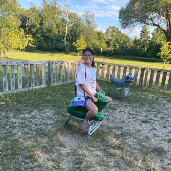 Profile Picture of Alice Chu (@alice123chu) on Poshmark