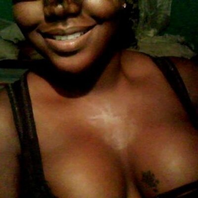 Profile Picture of Sabrina Samuels (@mamatotheworld) on Twitter